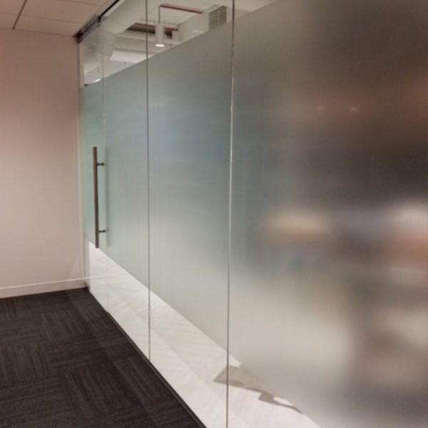 3M™ FASARA™ Glass Inside Building Project Example | Installation by NGS